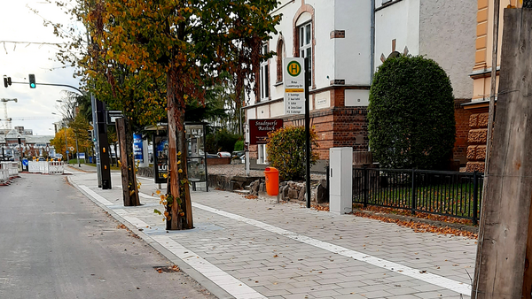 Neue Straßenbahnhaltestelle Rosa-Luxemburg-Straße