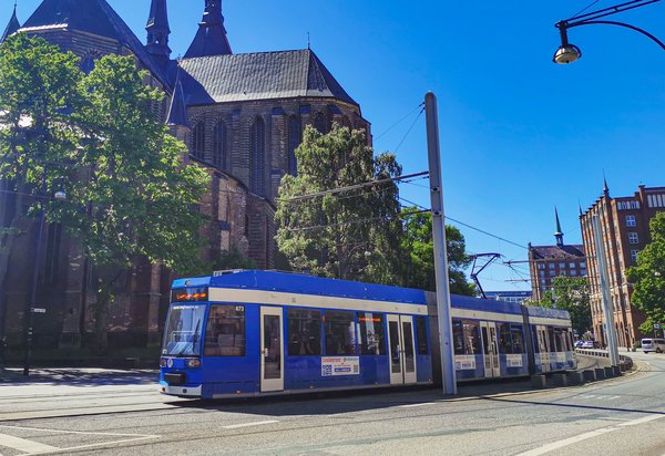 Erneuerung Gleisüberfahrt Lange Straße Höhe Marienkirche: Einschränkungen im Straßenbahnverkehr