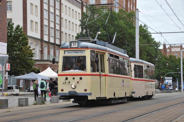 Mit Nostalgie ins Grüne: Traditionsverkehr im September